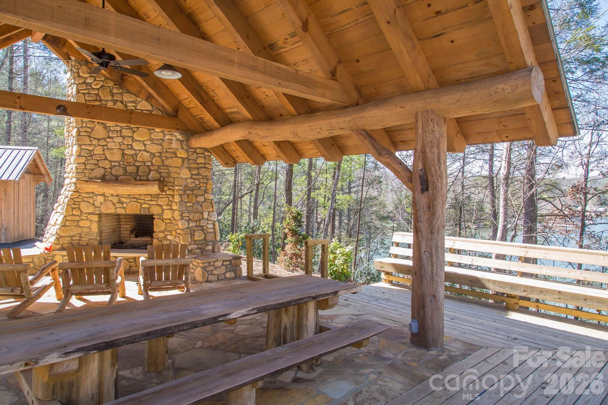 THE ARBOR AT LAKE JAMES - Land