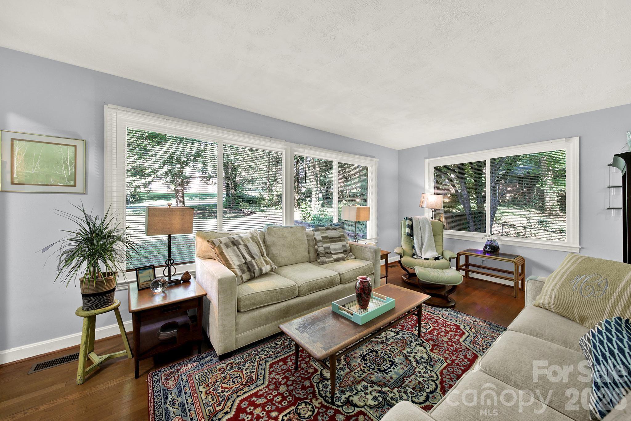 2311 Laurelwood Circle
