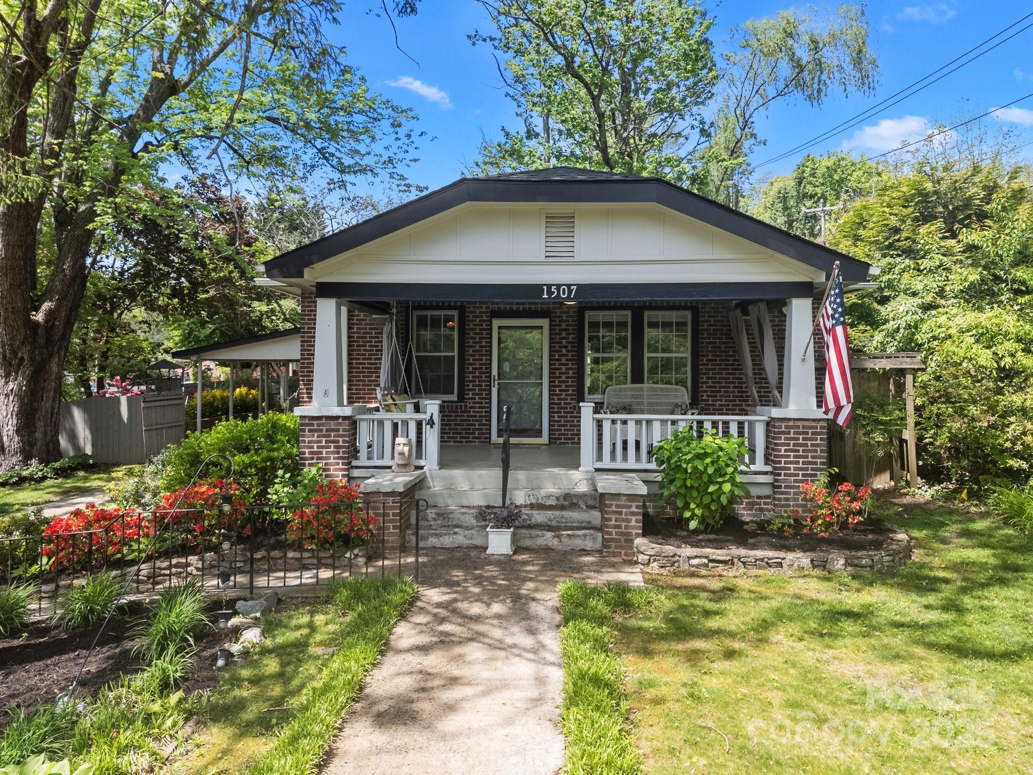 1507 Druid Hills Avenue
