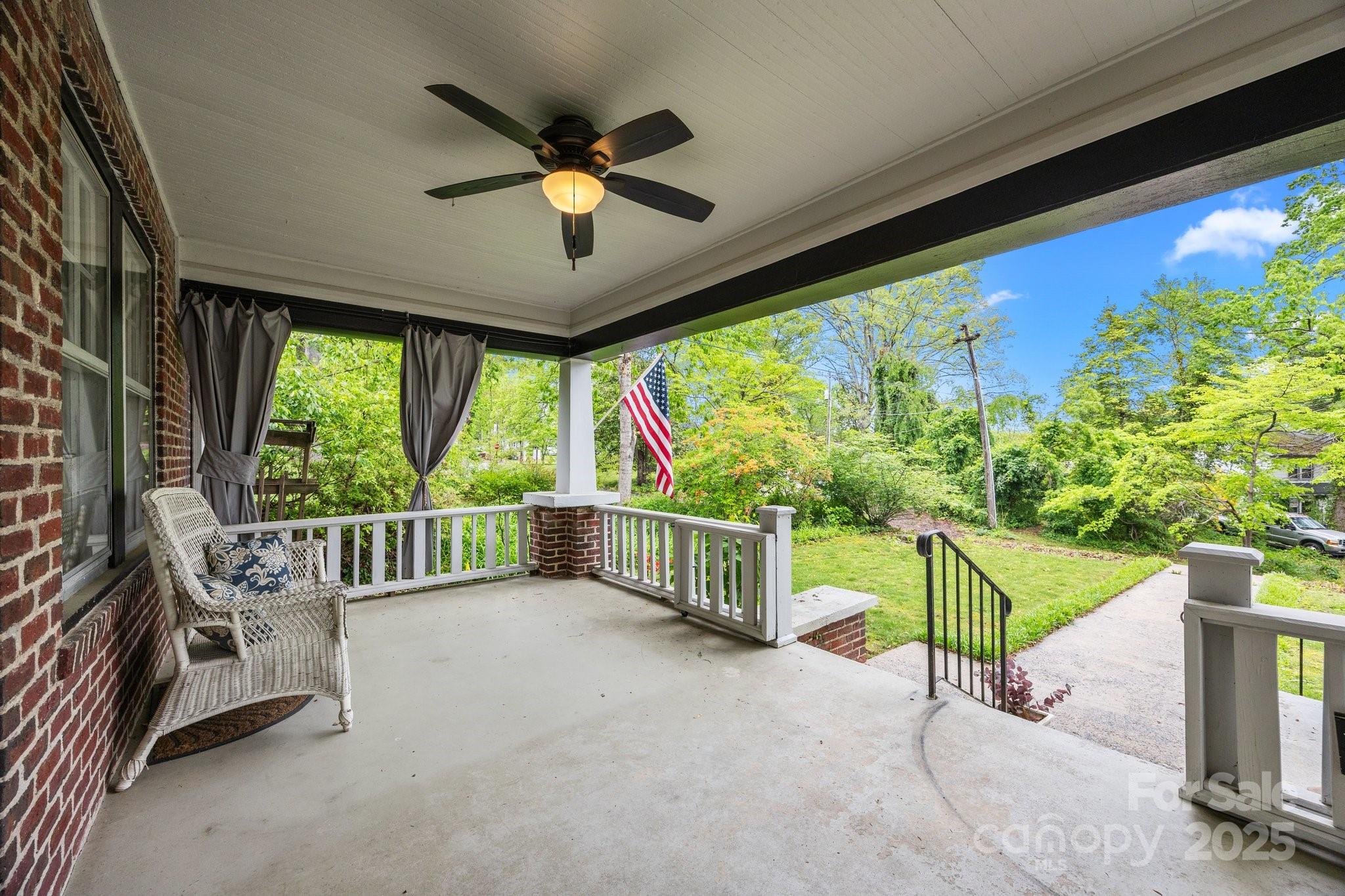 1507 Druid Hills Avenue