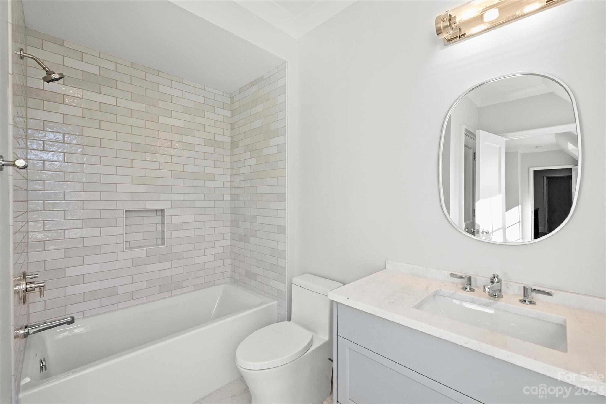 Giverny - Residential