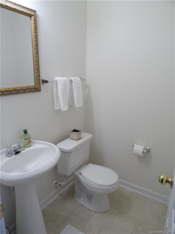 Scots Hill - Residential