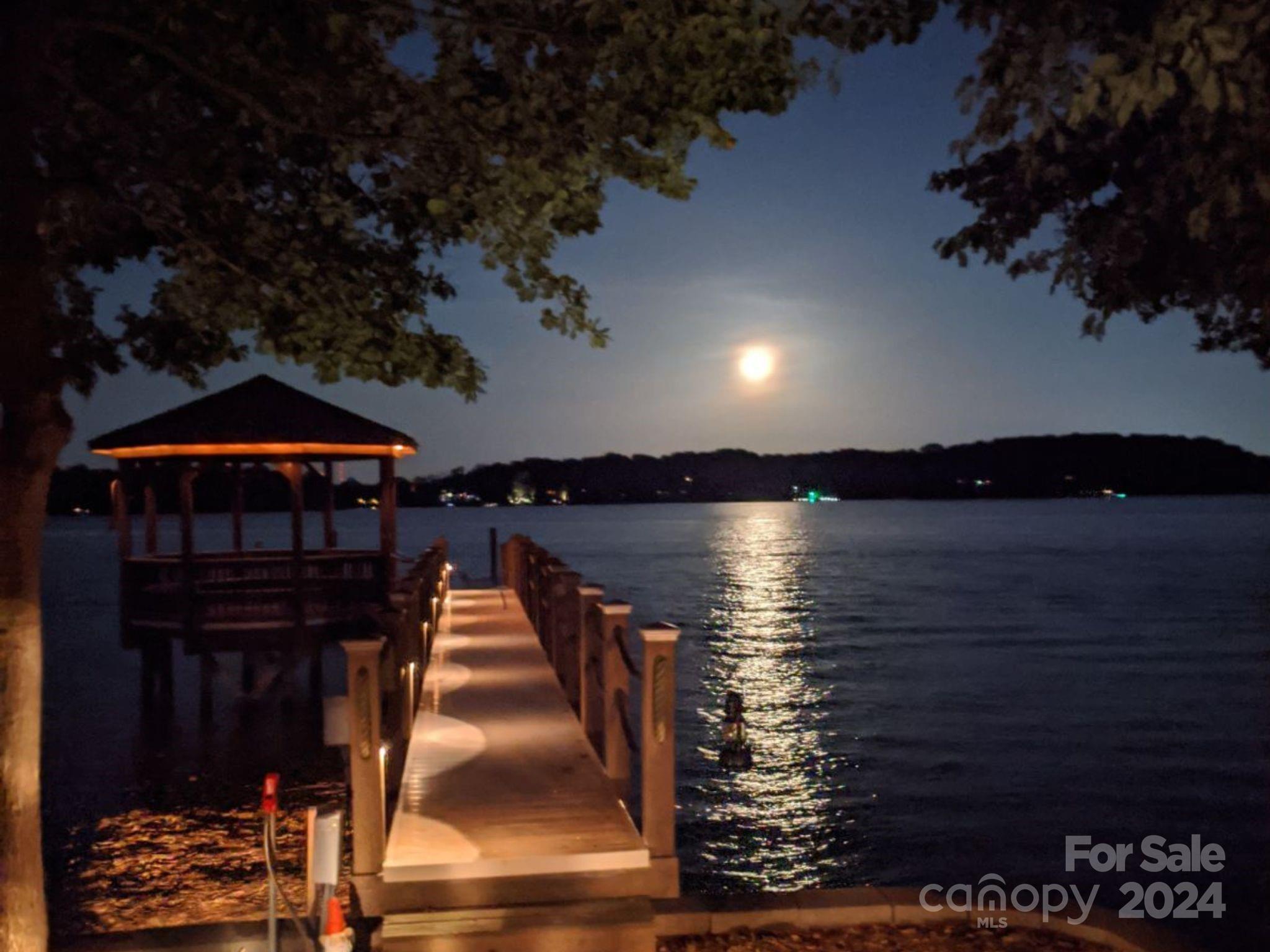 Sailview - Residential