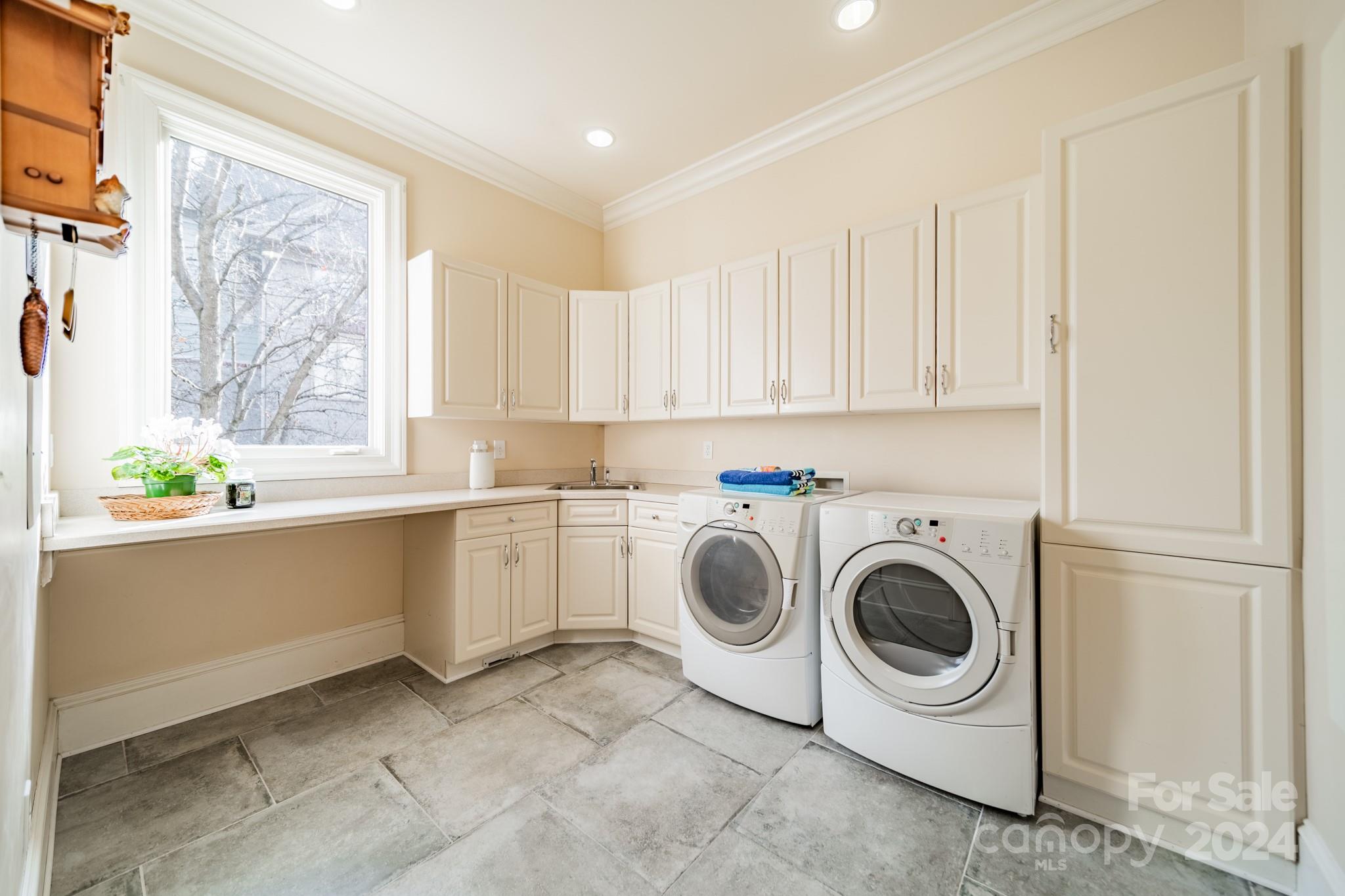 Sailview - Residential