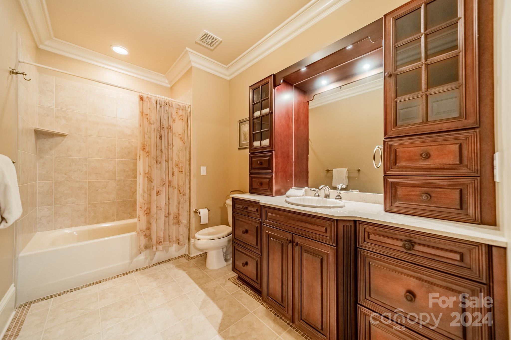 Sailview - Residential