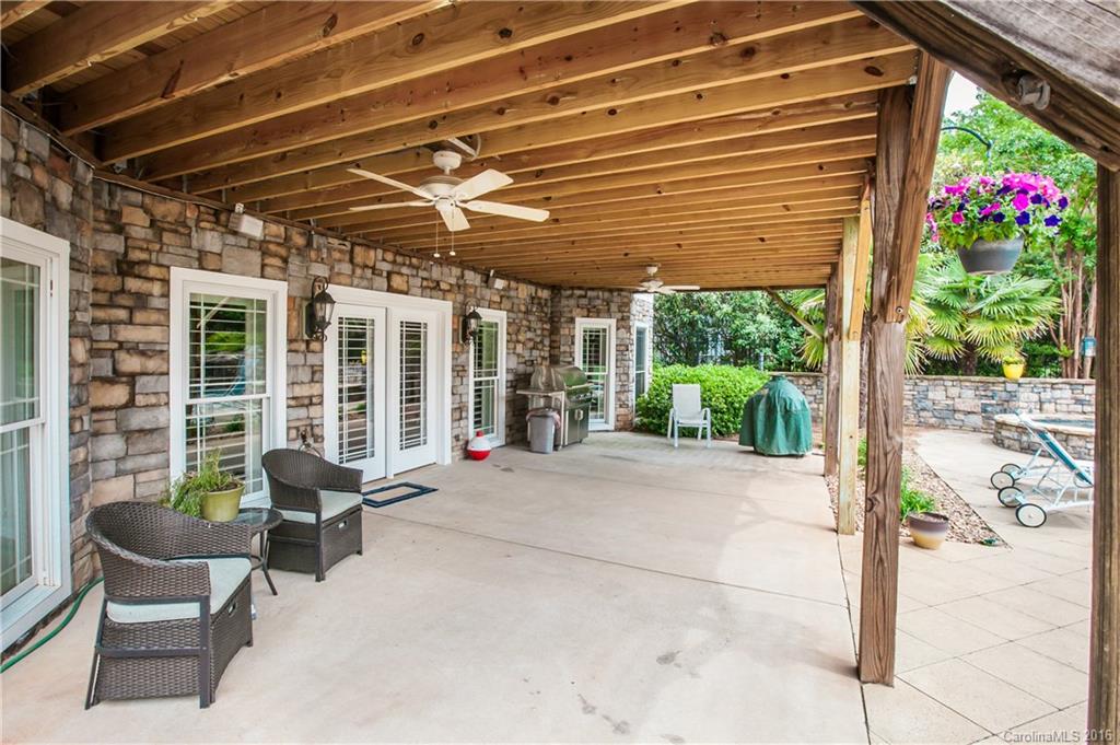 Country Club Shores - Residential