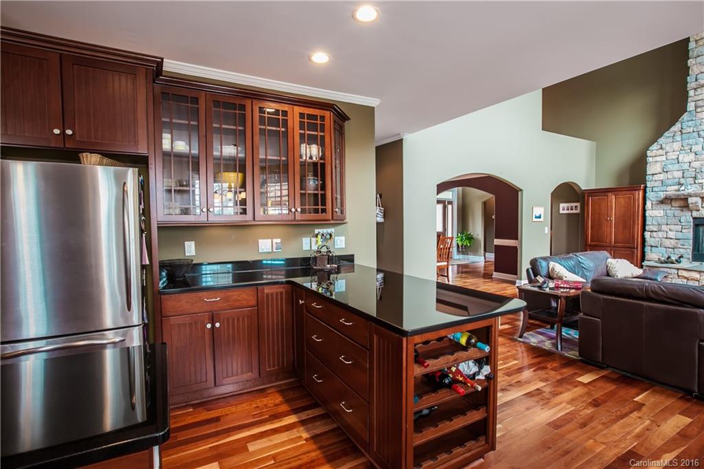 Country Club Shores - Residential