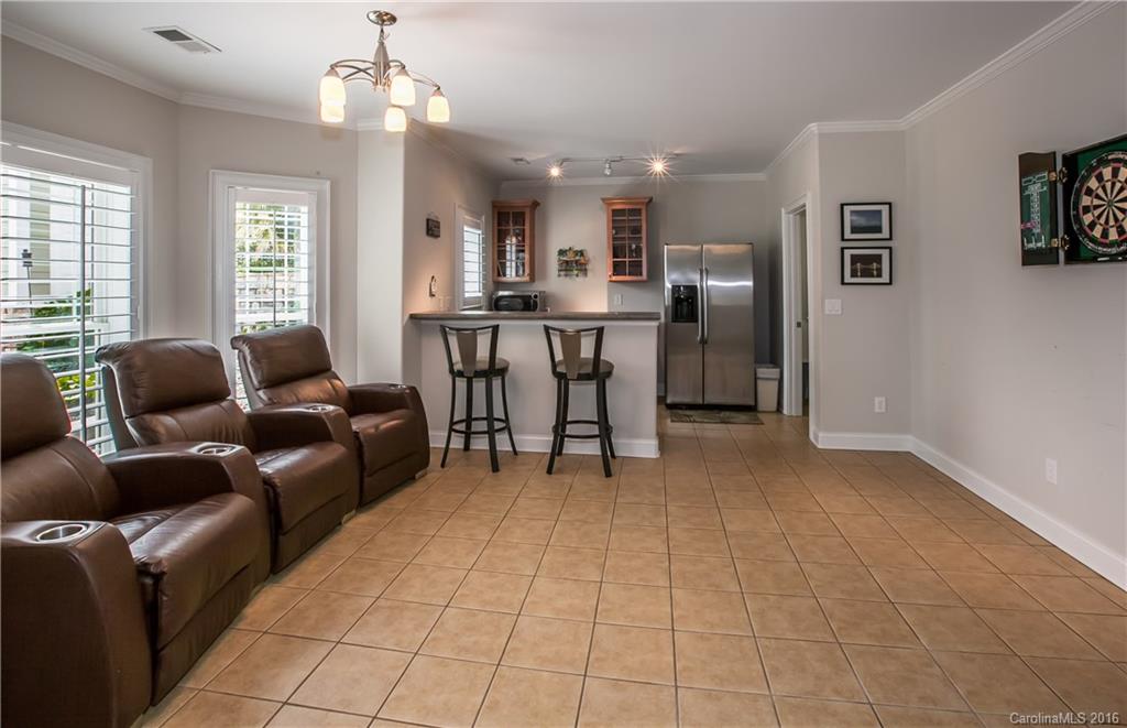 Country Club Shores - Residential