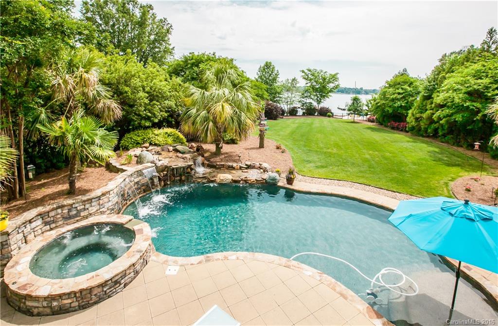 Country Club Shores - Residential