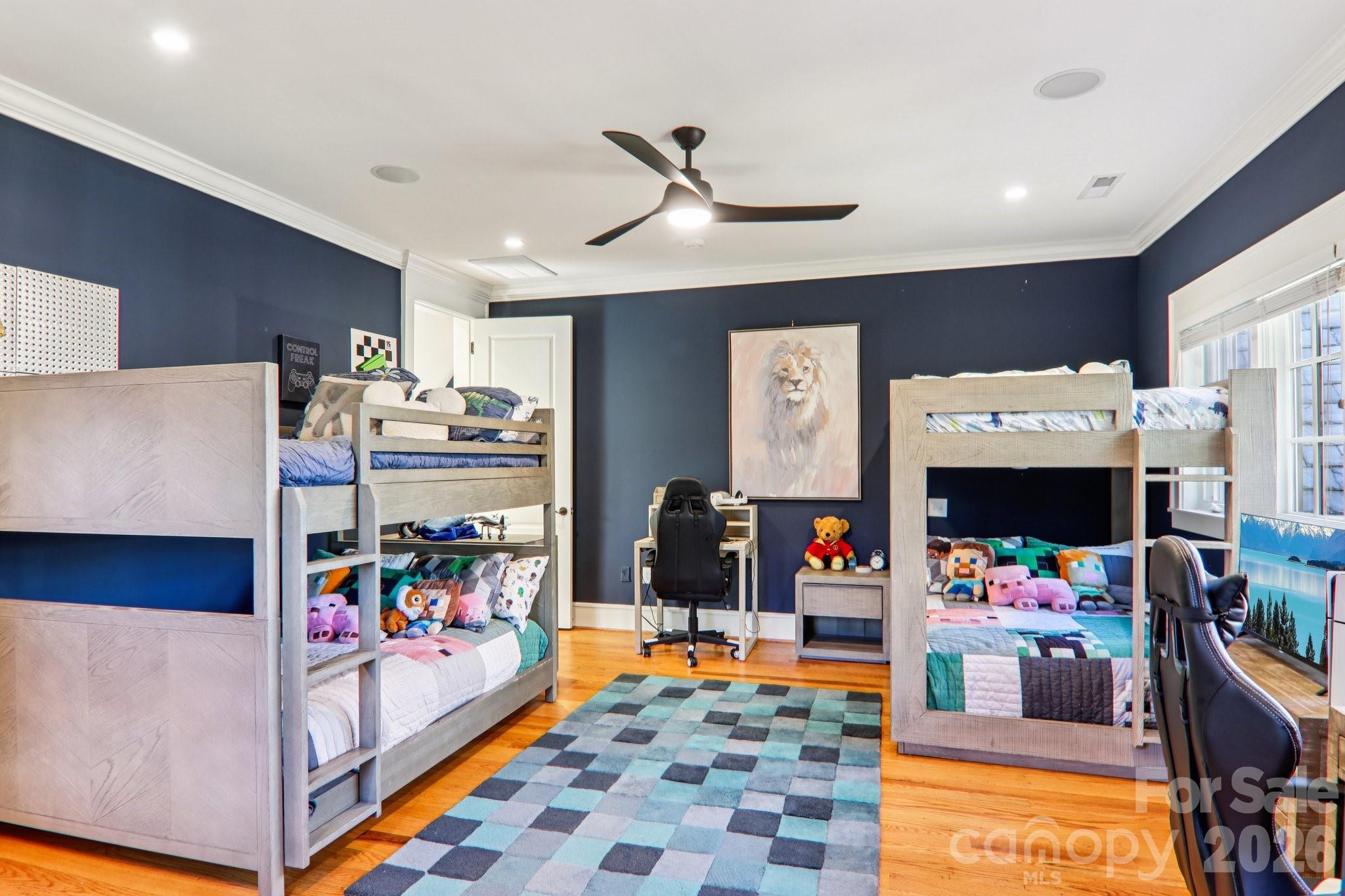 Straus Park - Residential