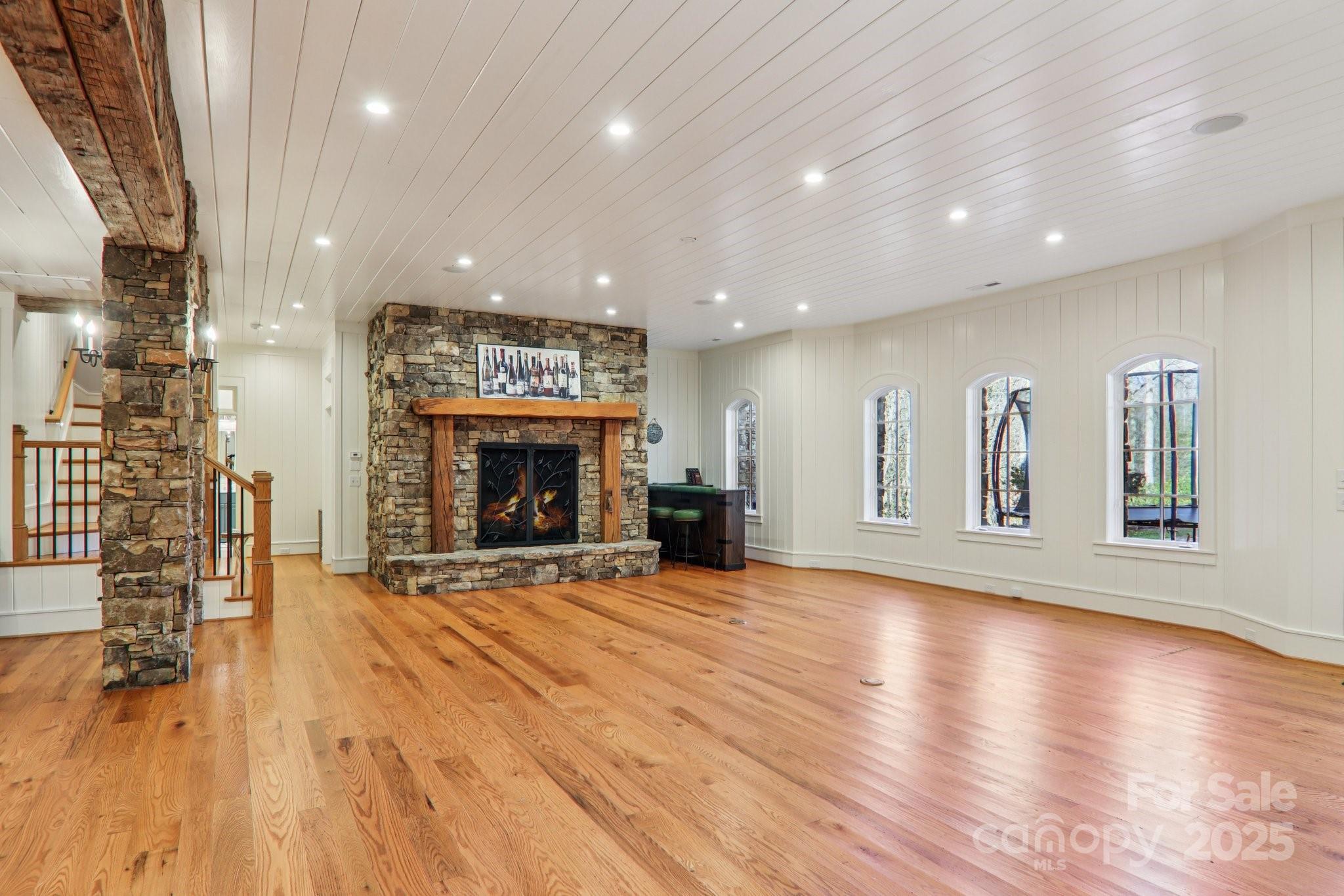 Straus Park - Residential