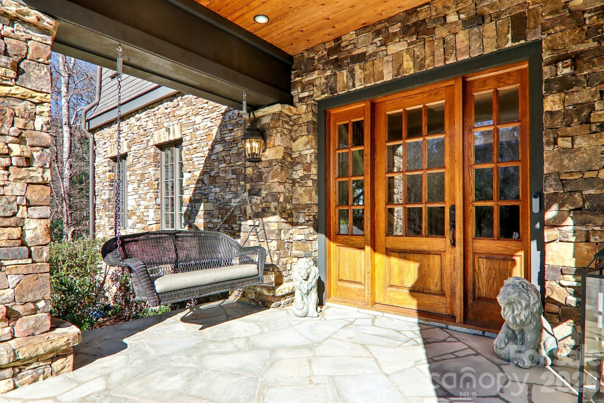 Straus Park - Residential