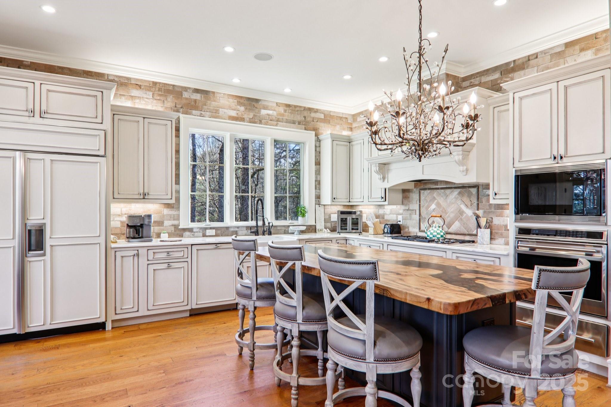 Straus Park - Residential