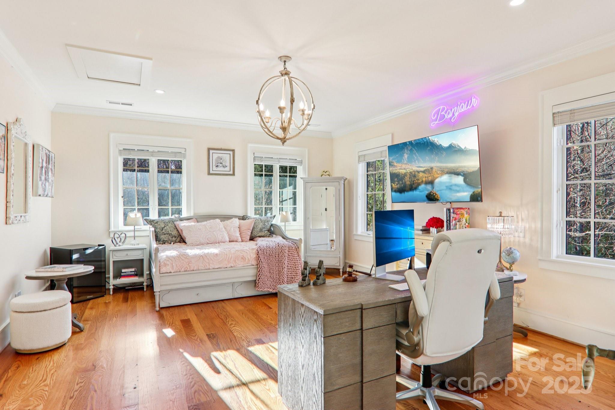 Straus Park - Residential