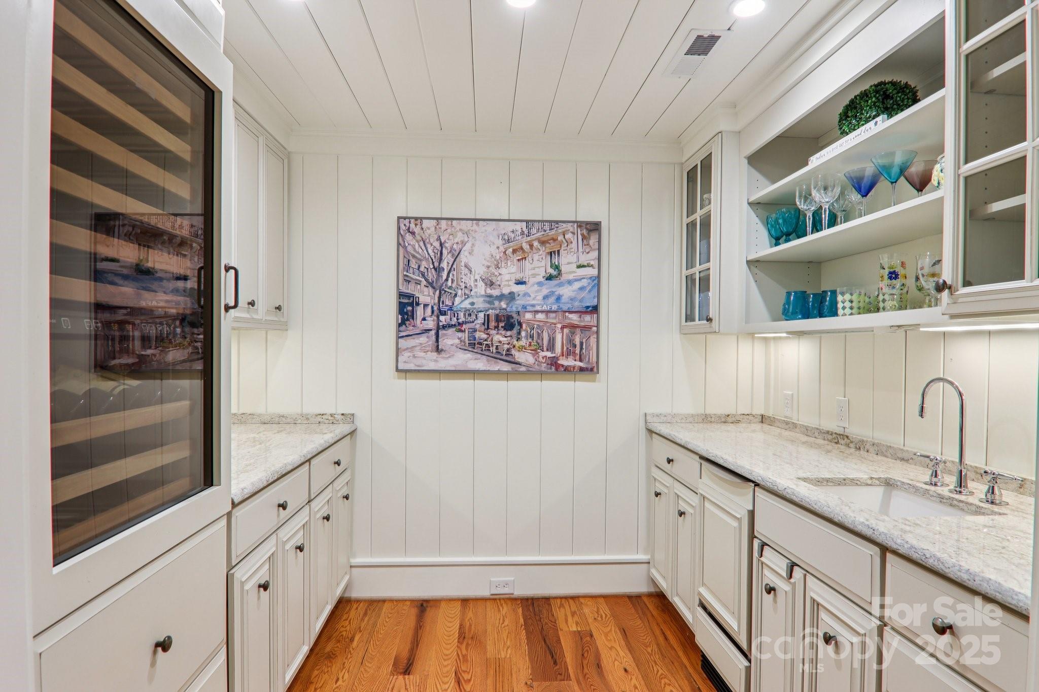 Straus Park - Residential