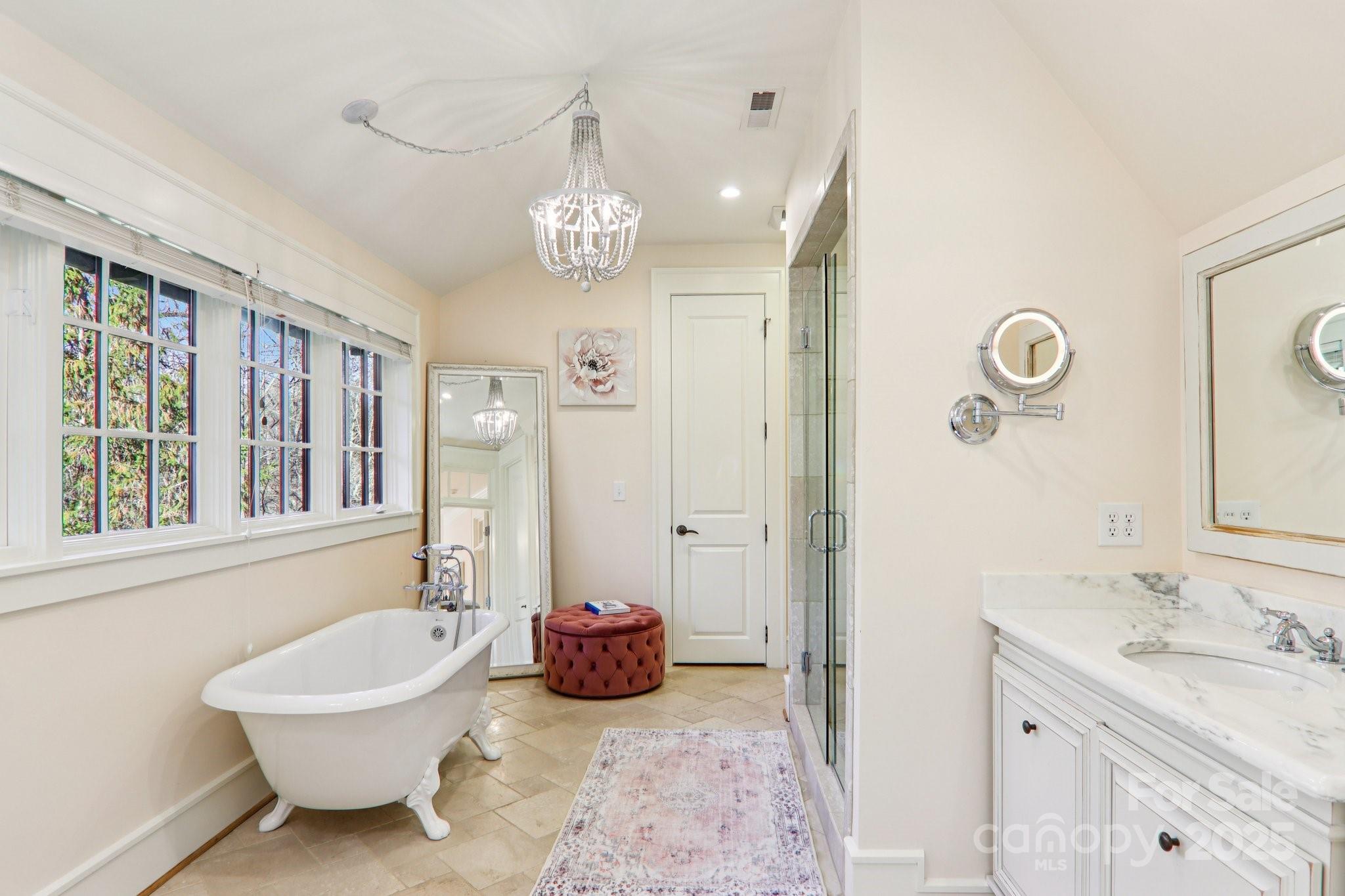 Straus Park - Residential