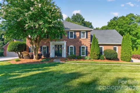 Photo of 1231 Manicott Drive, Matthews, NC 28105 (MLS # 4394782)