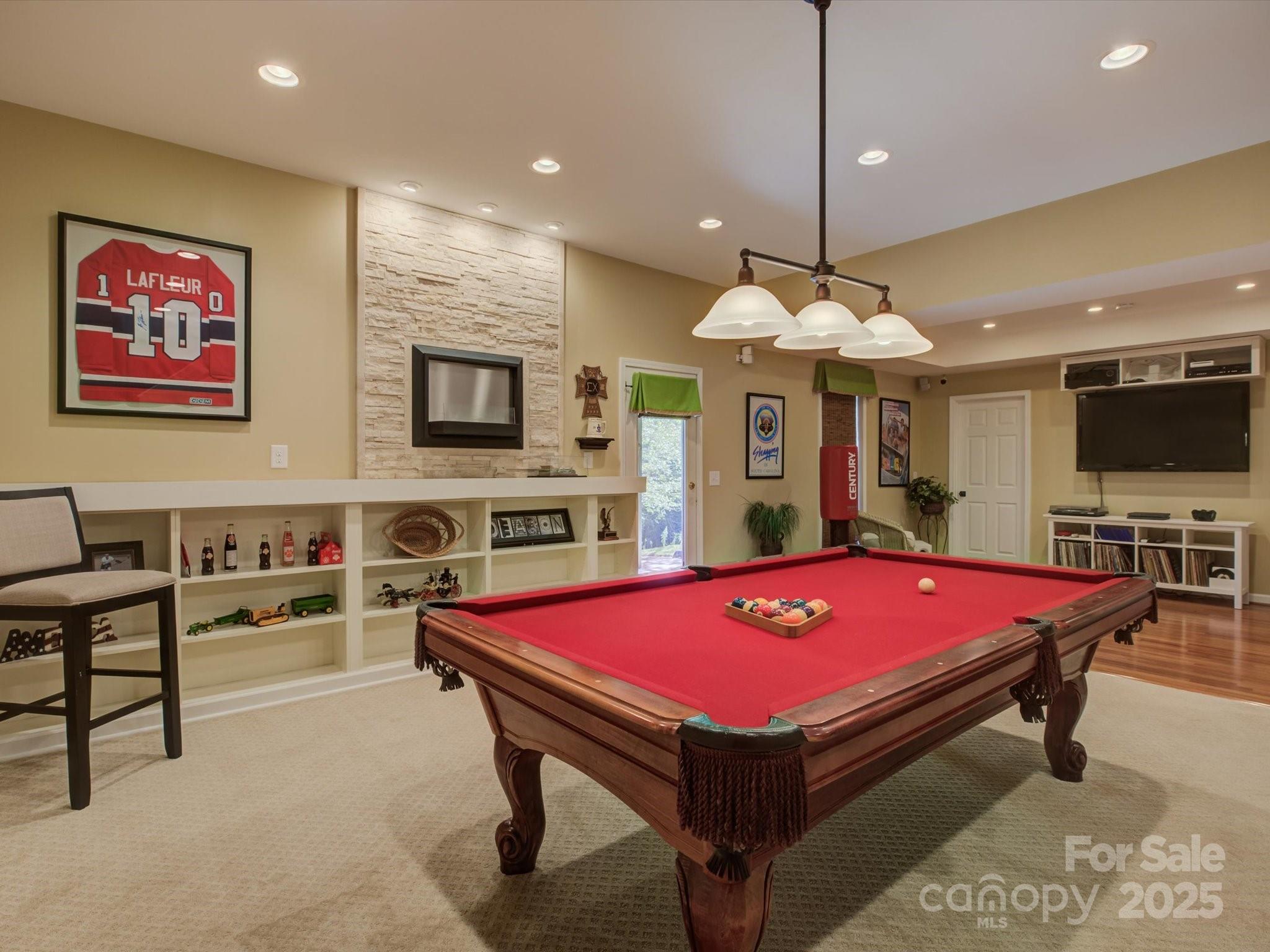 7820 Crestfield Lane