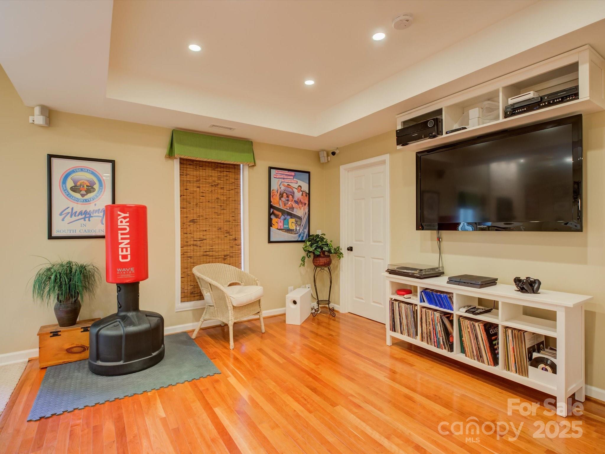 7820 Crestfield Lane