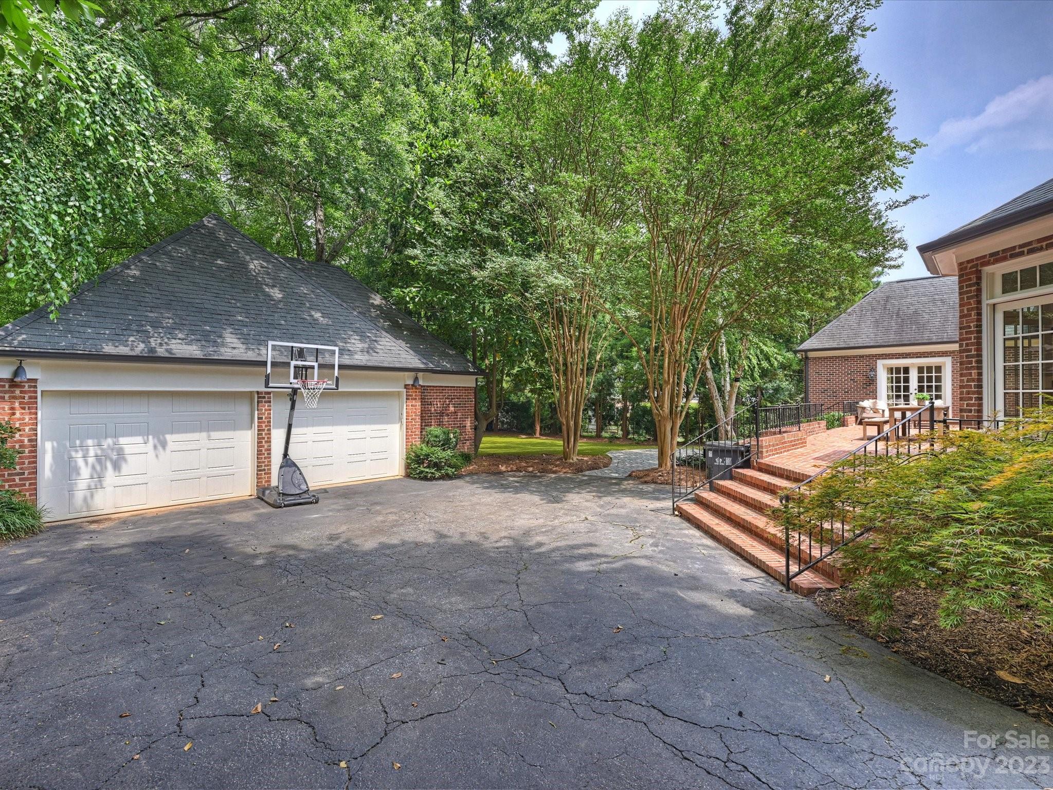 Foxcroft - Residential