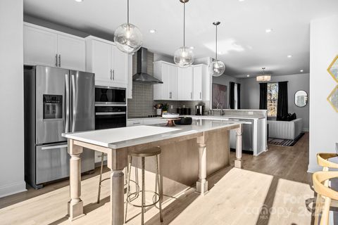14024 Felix Lane 4 Charlotte NC 28277