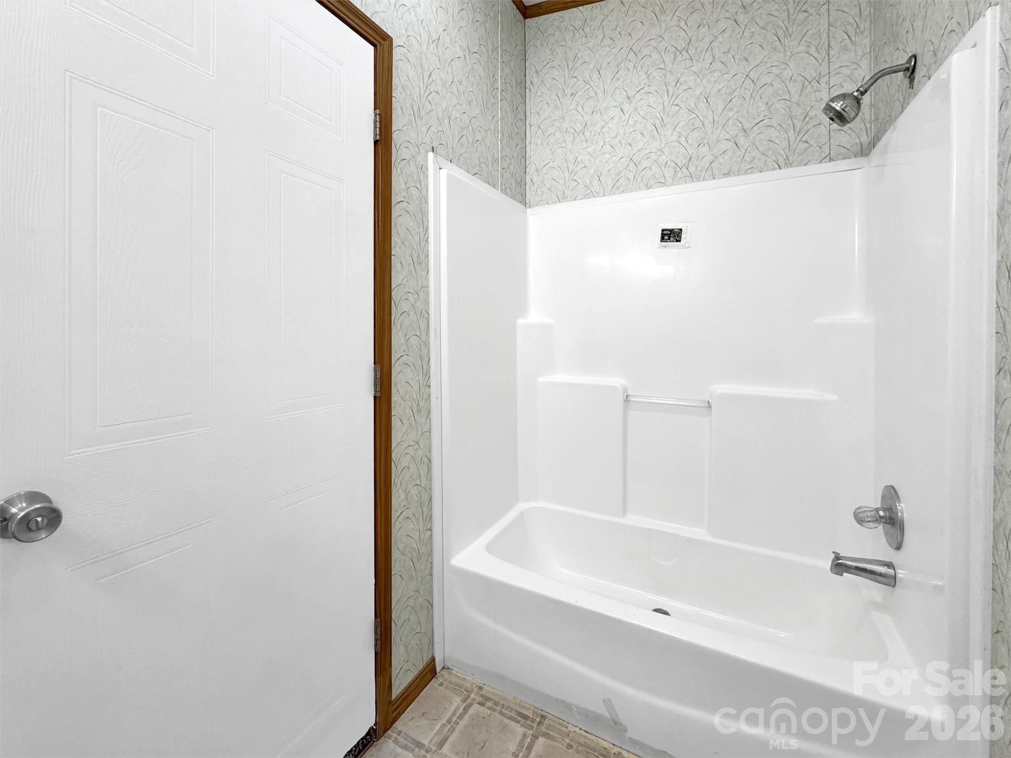 Whispering Winds - Residential