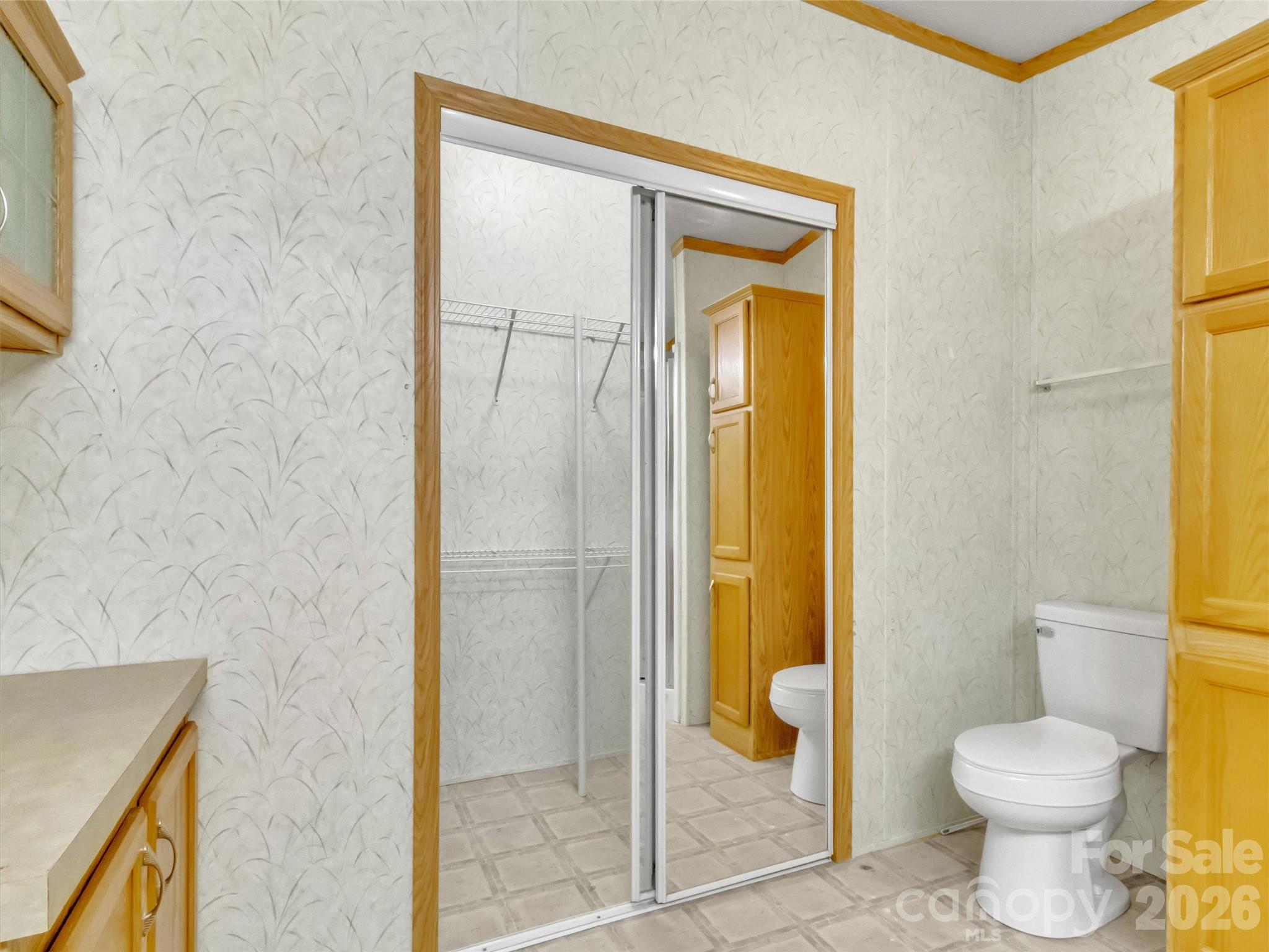 Whispering Winds - Residential