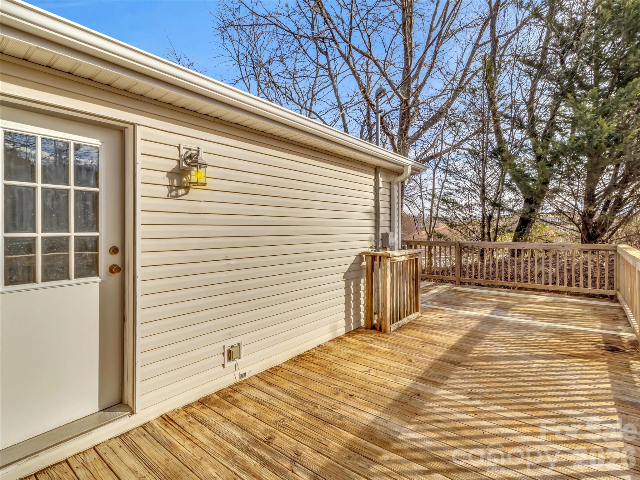 Whispering Winds - Residential