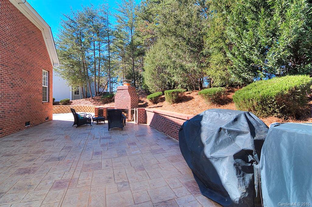 Lake Shore - Residential