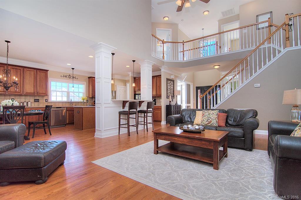 Lake Shore - Residential