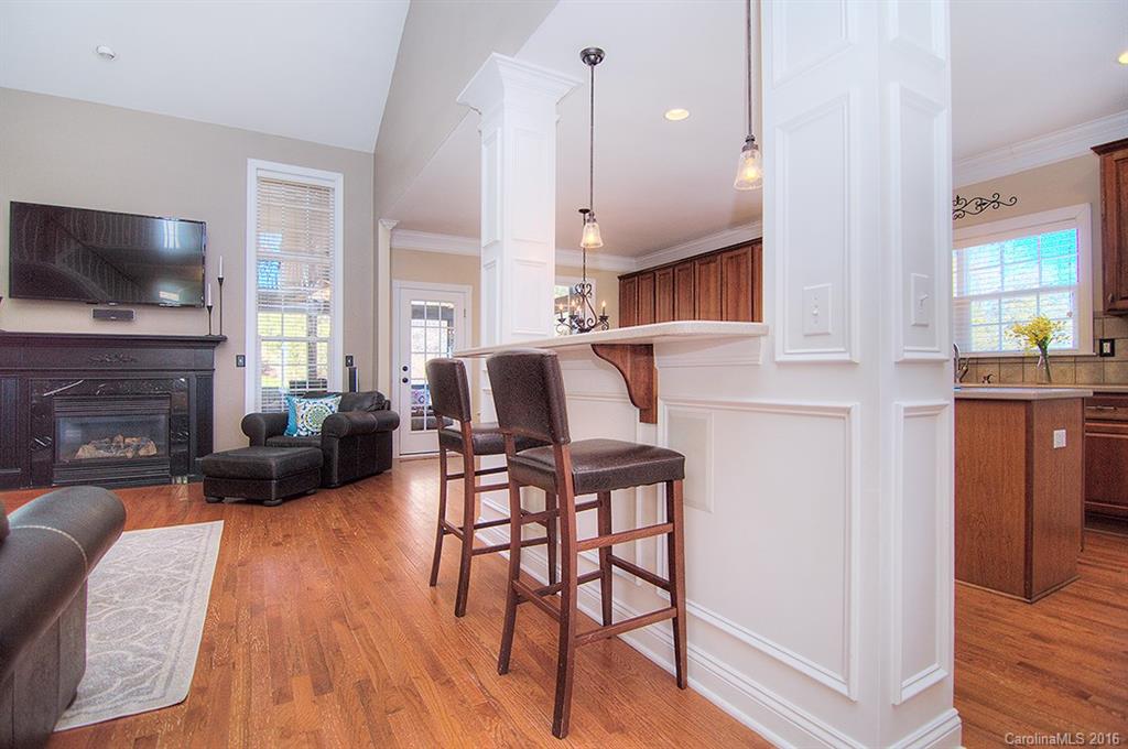 Lake Shore - Residential