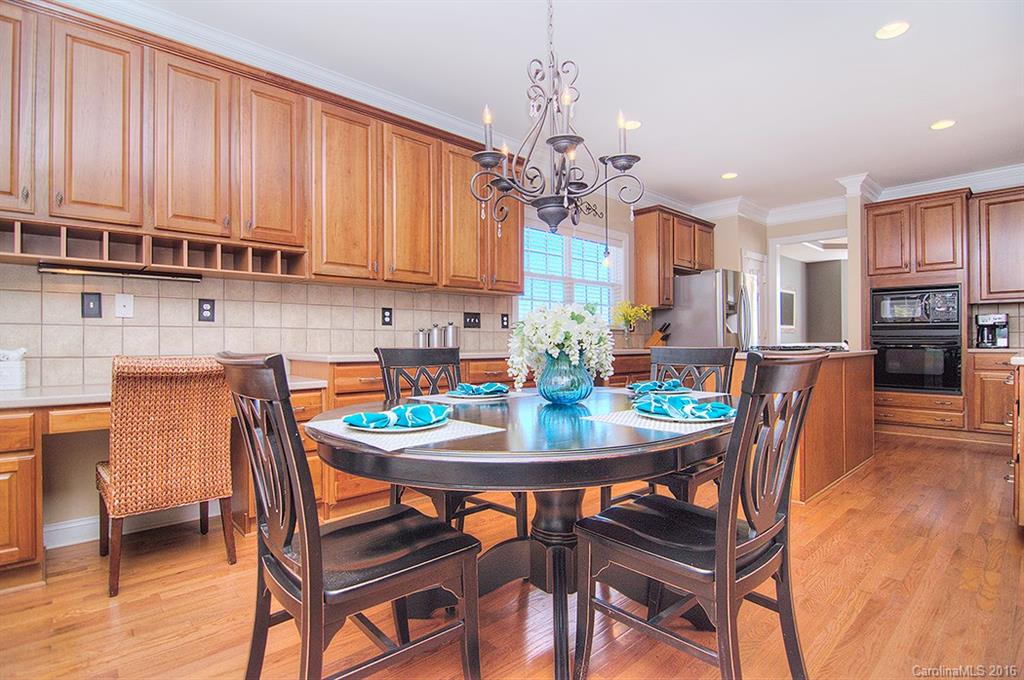 Lake Shore - Residential