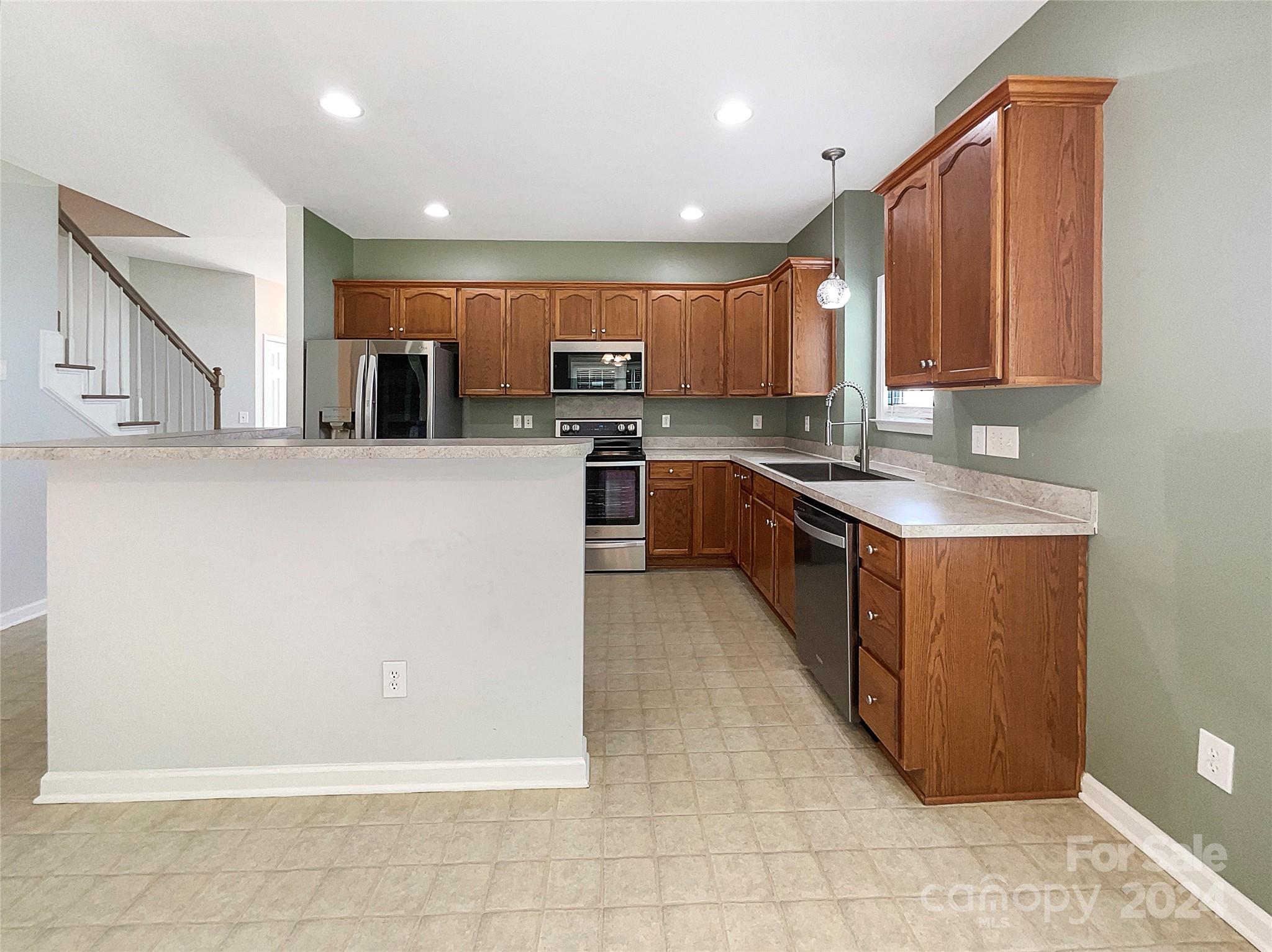 Faulkner Ridge - Residential