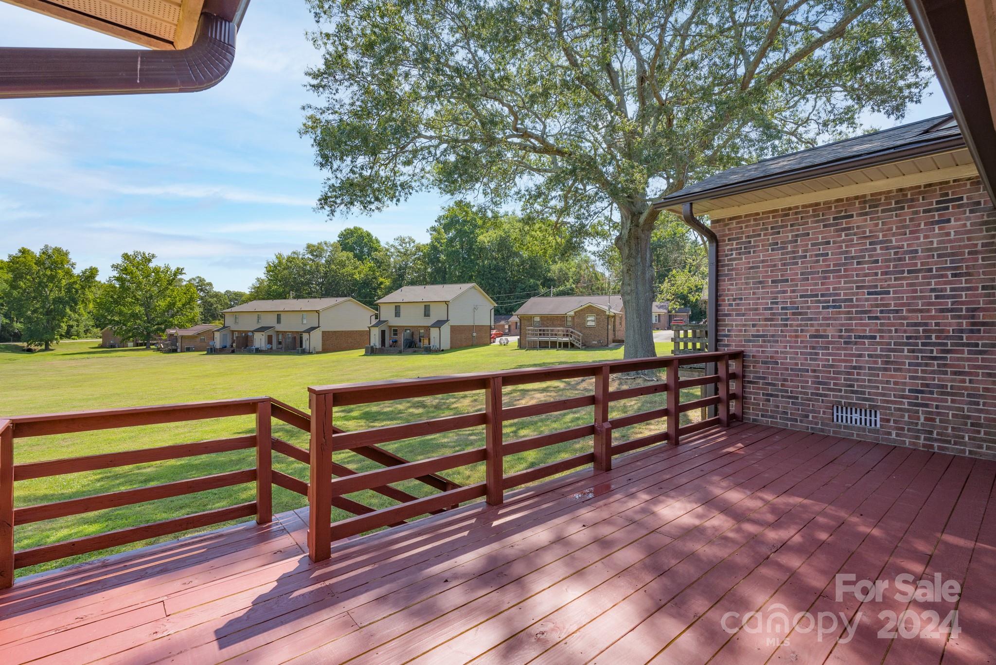 Willowbrook - Residential