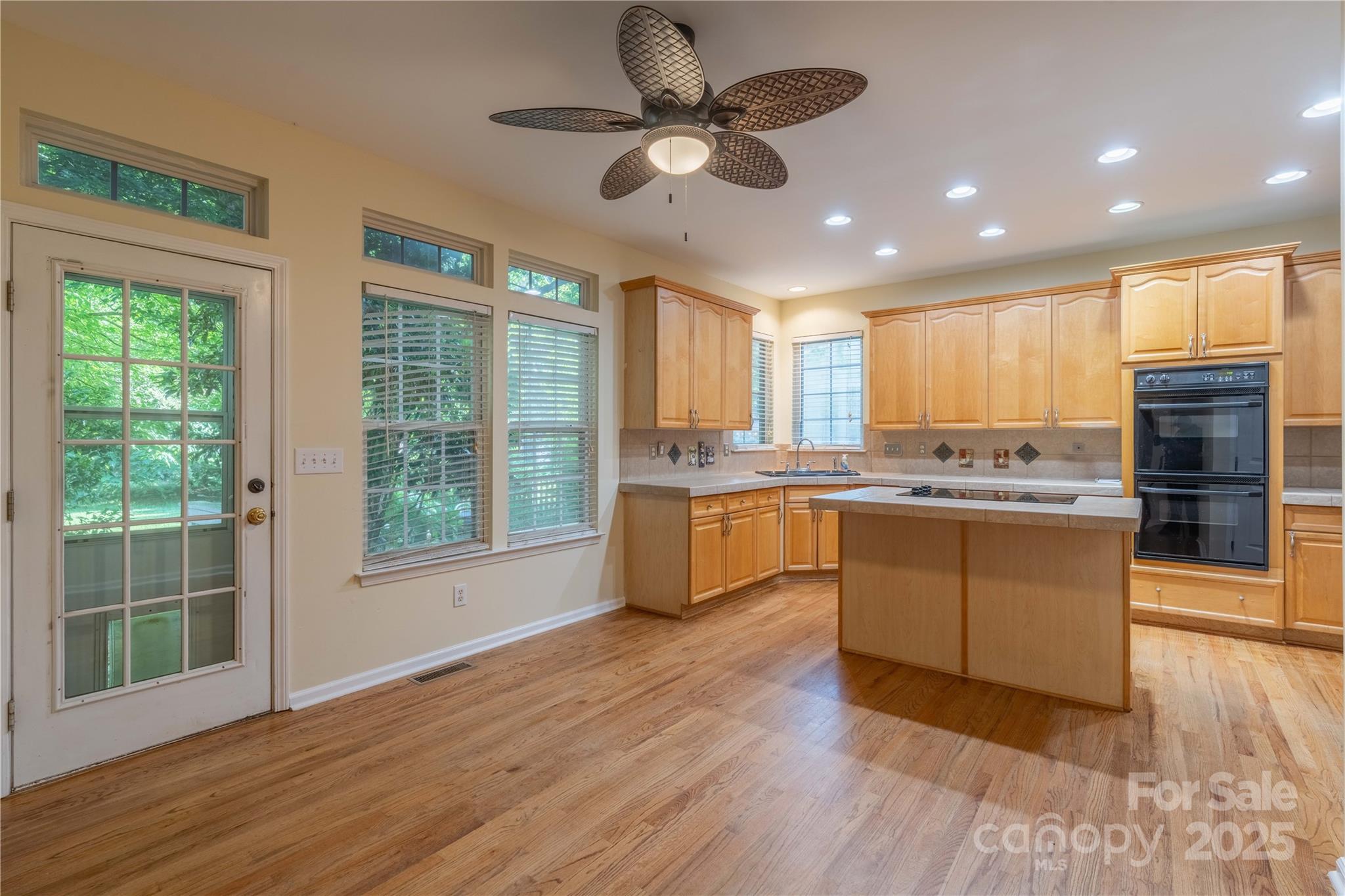 117 Biscayne Court
