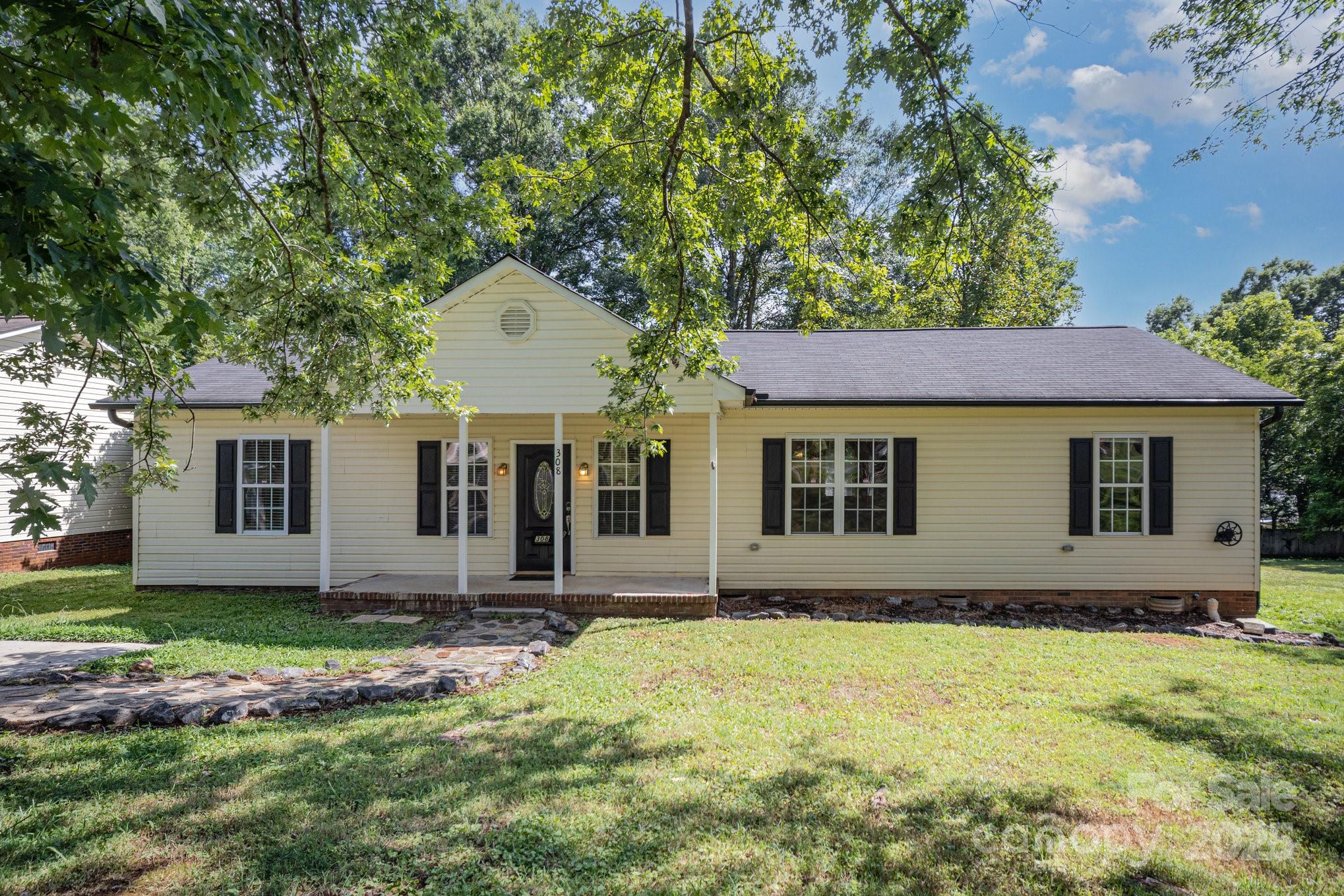 308 E Louisiana Avenue