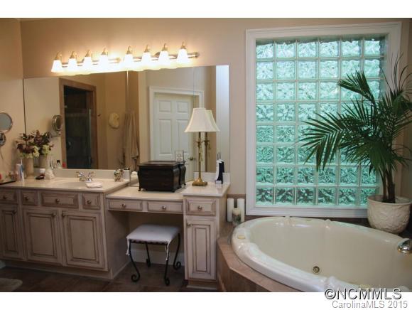 Straus Park - Residential