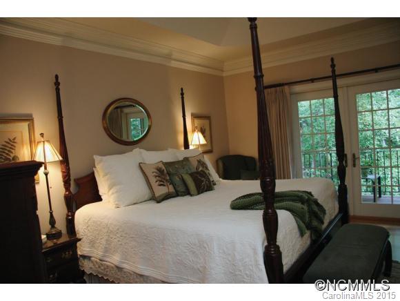 Straus Park - Residential