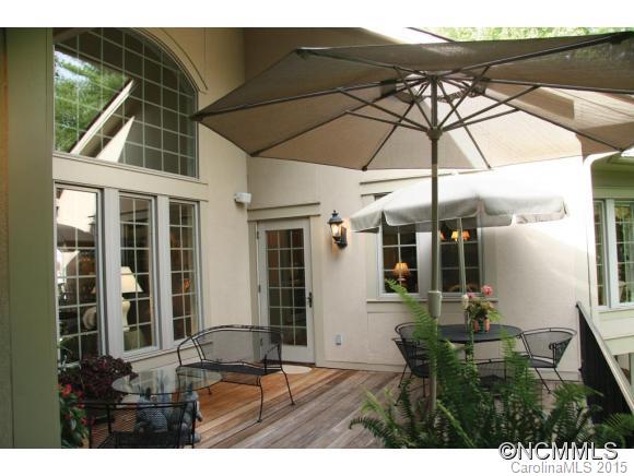 Straus Park - Residential