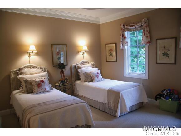 Straus Park - Residential