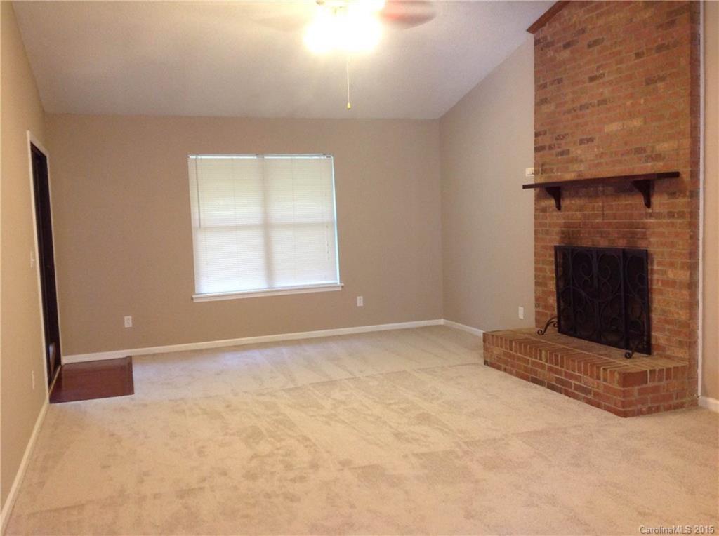 Hickory Ridge - Residential