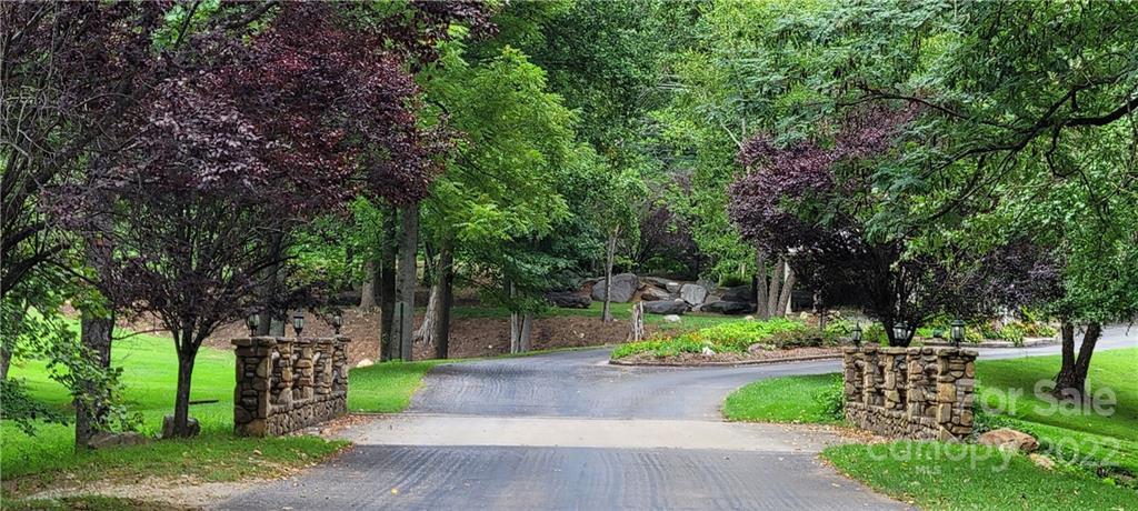Linville Falls Mountain Club and Preserve - Residential