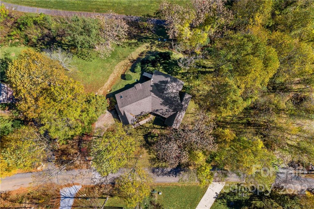 Linville Falls Mountain Club and Preserve - Residential