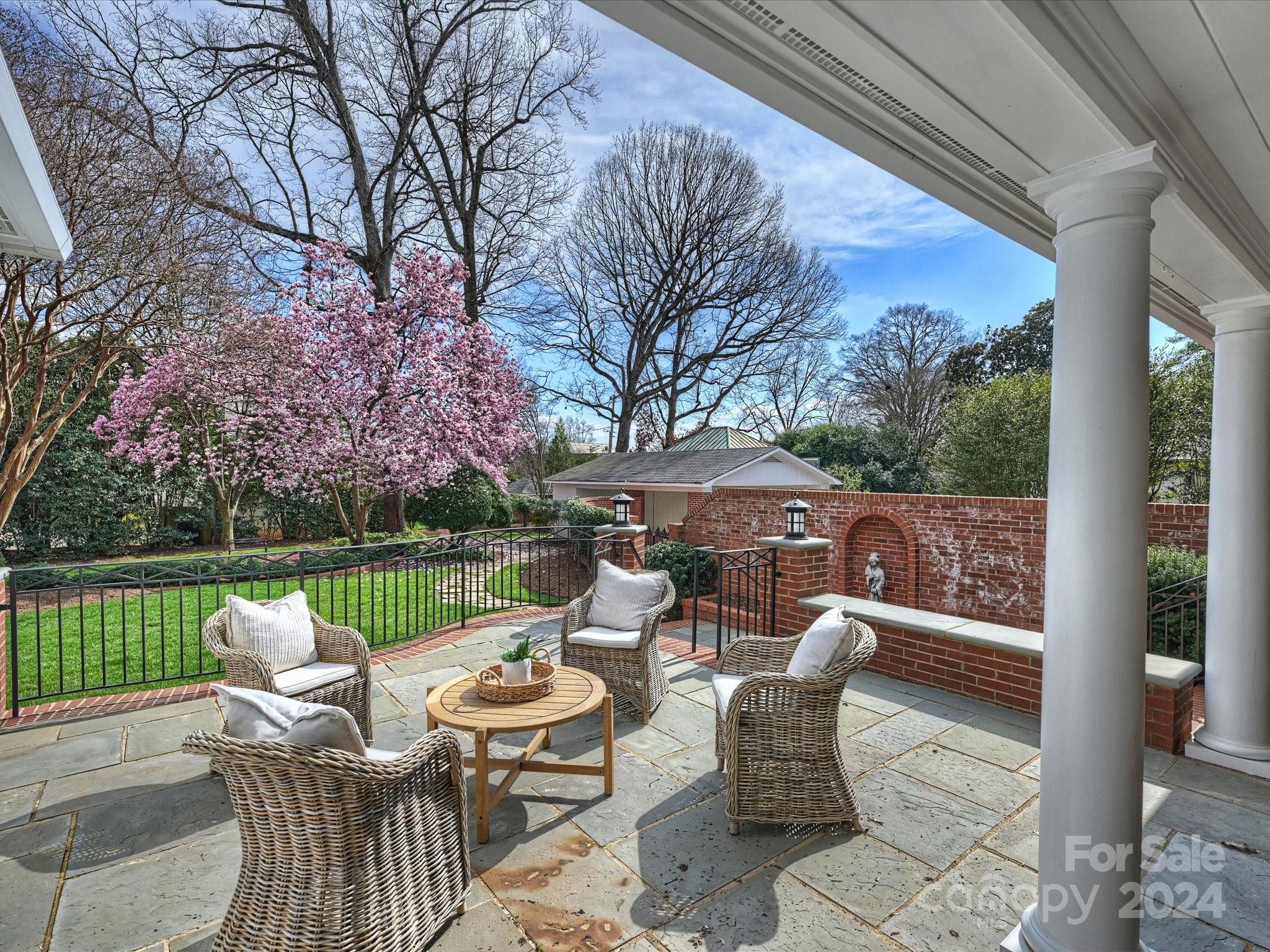 Myers Park - Residential