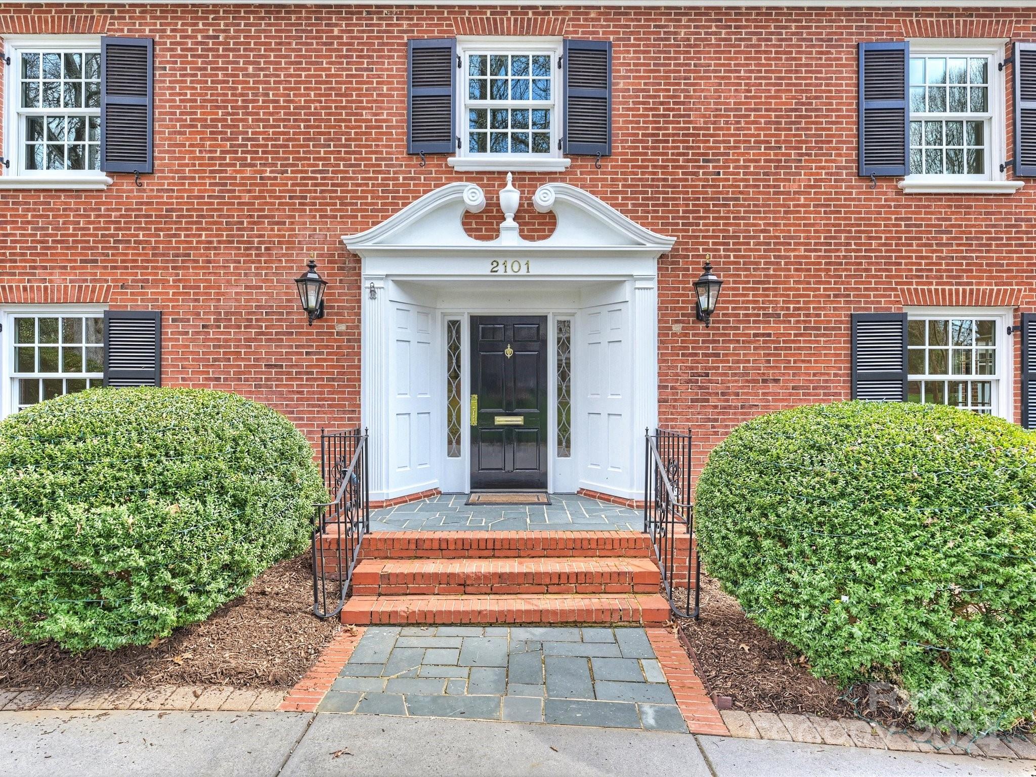 Myers Park - Residential