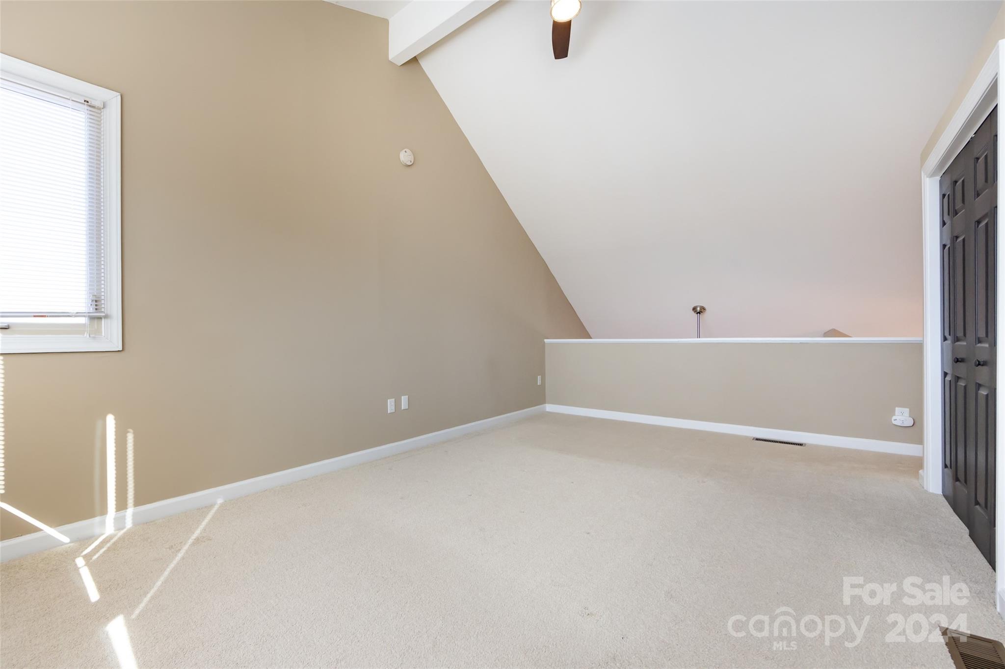 The Yachtsman - Residential