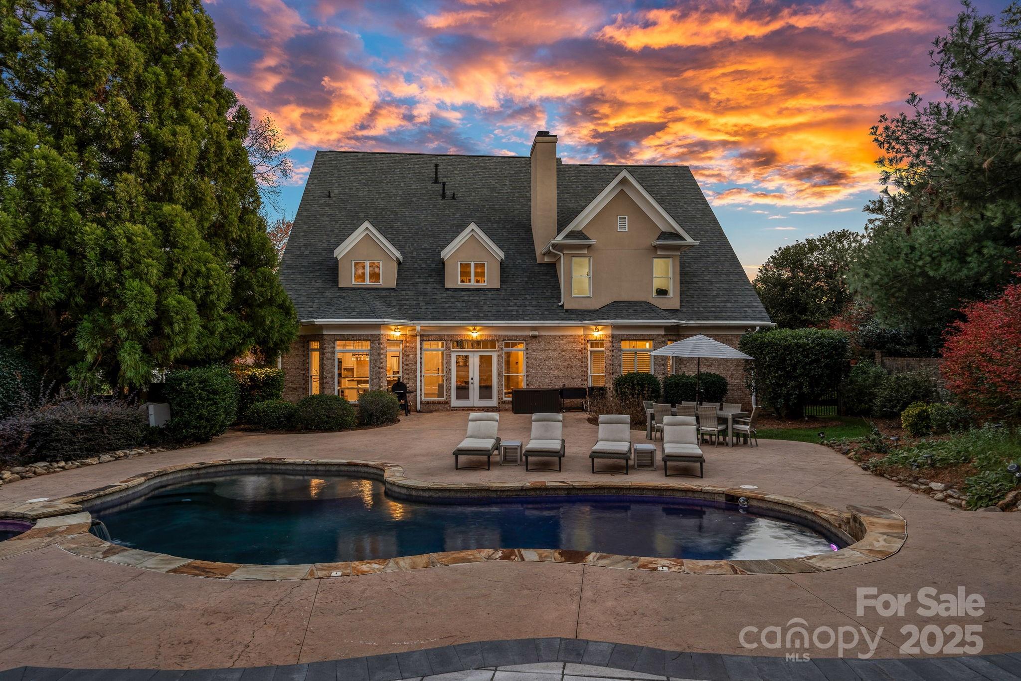 18823 Peninsula Cove Lane