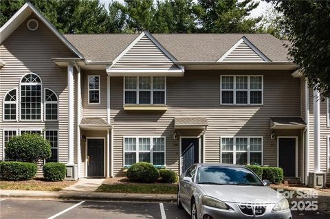 1265 E Woodlawn Road Charlotte NC 28209