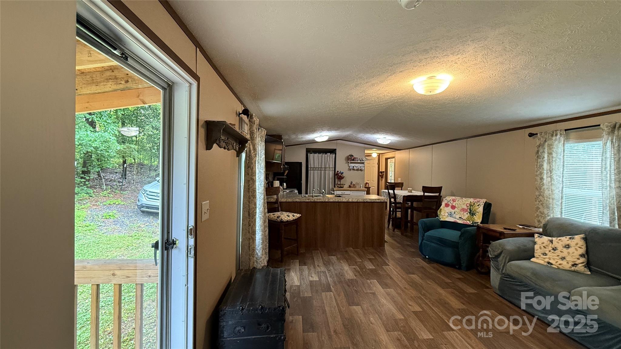 143 Hamilton Road