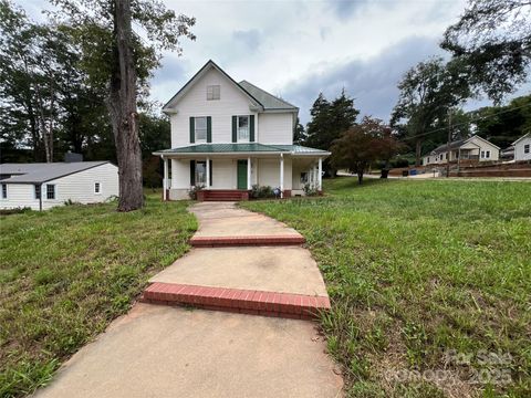 171 N Mitchell Street Rutherfordton NC 28139